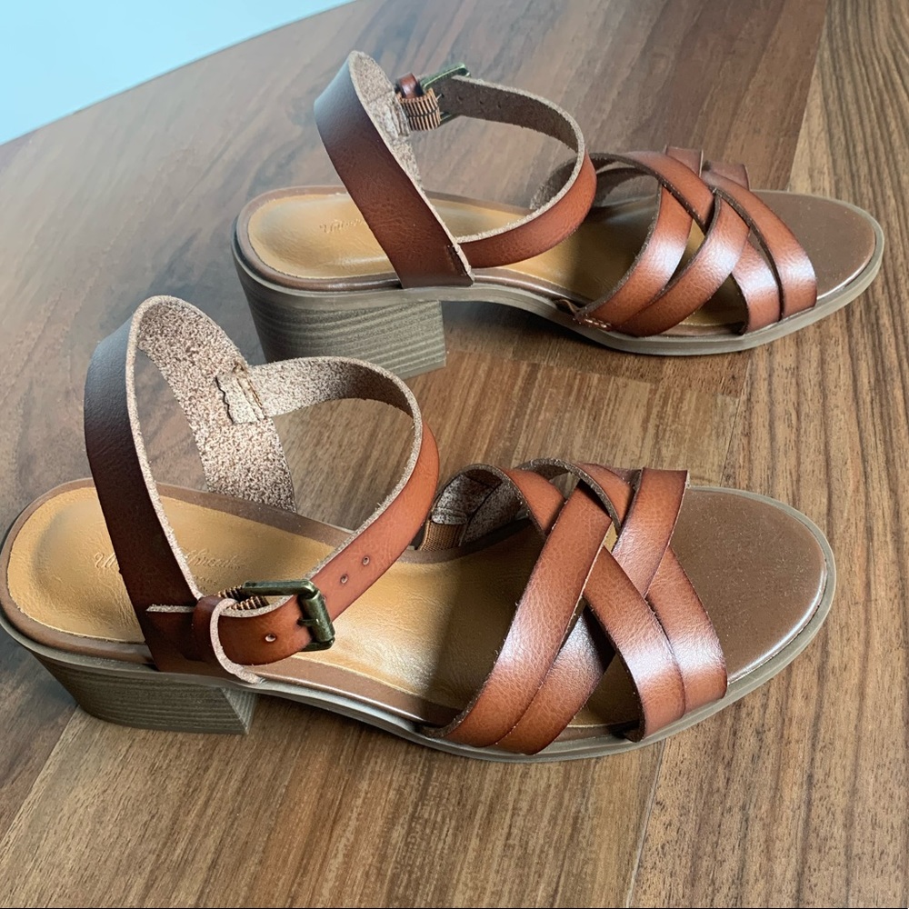 Universal Thread heeled sandals